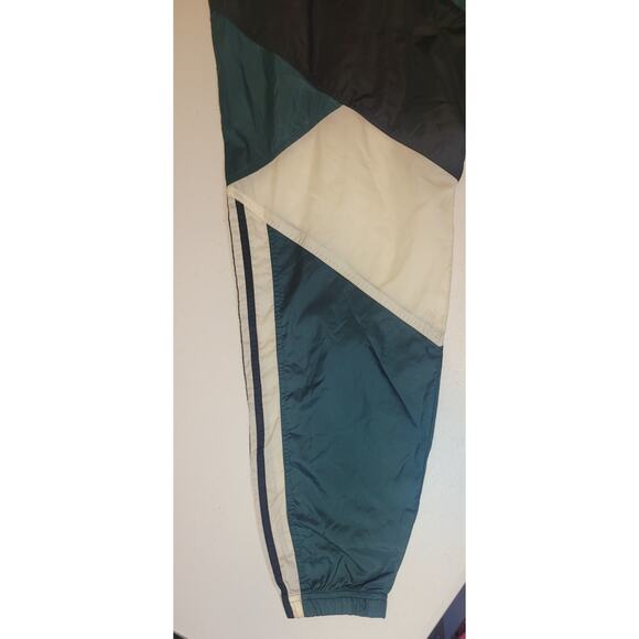 Vintage Adidas Windbreaker Track Jacket 1/2 Zip Nylon Retro Y2K Drawstring Waist - Picture 10 of 16